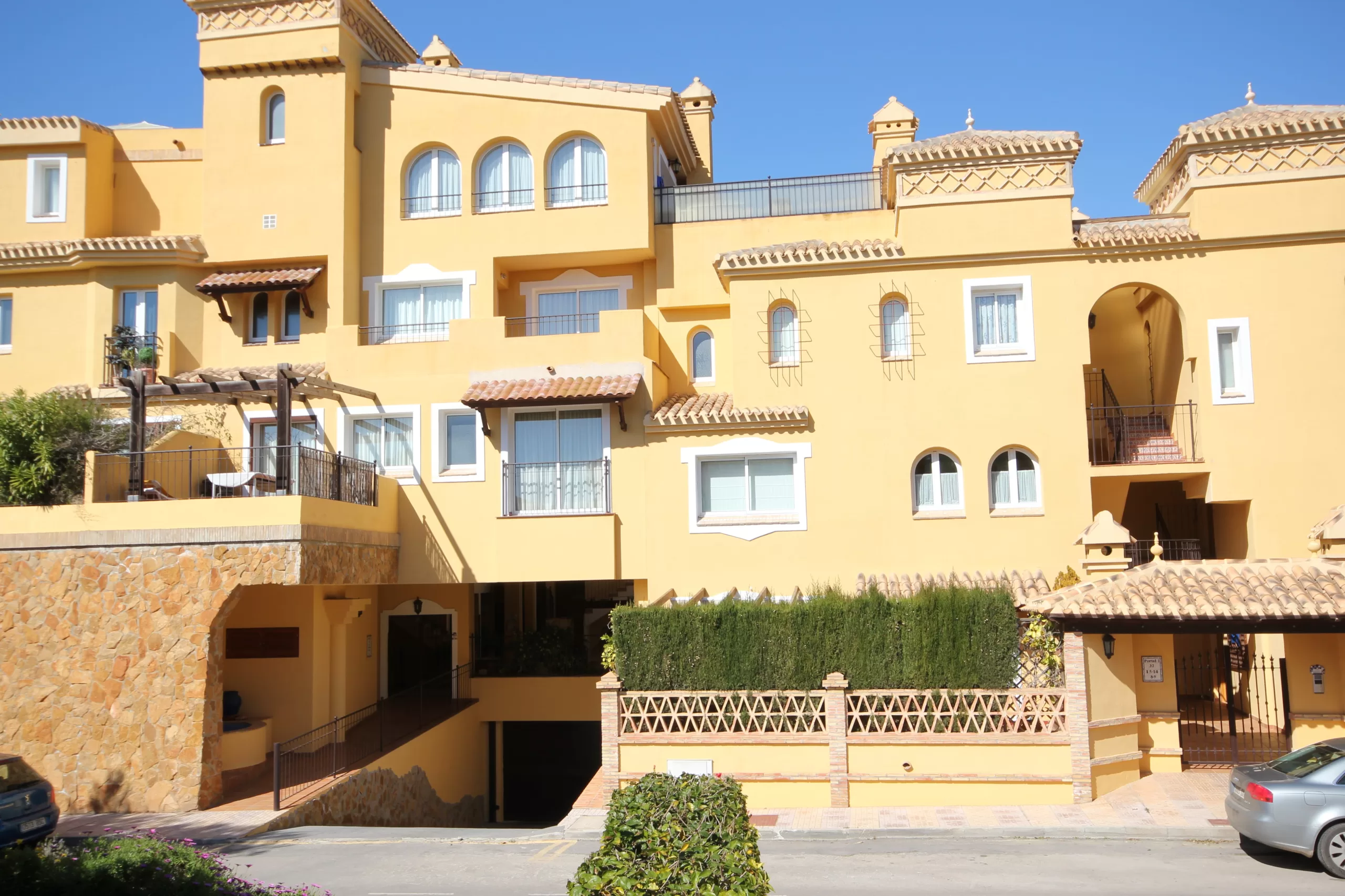 El Pinar Properties for Sale