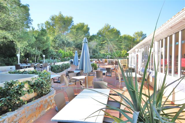 Owners Club Exterior